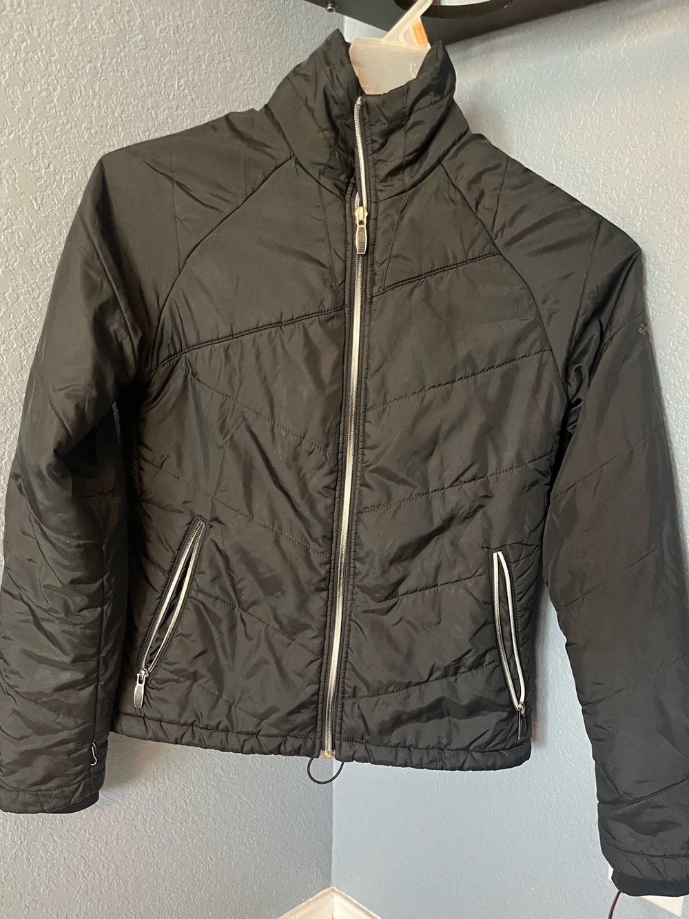 Columbia Titanium Black Quilted Lightweight Jacket